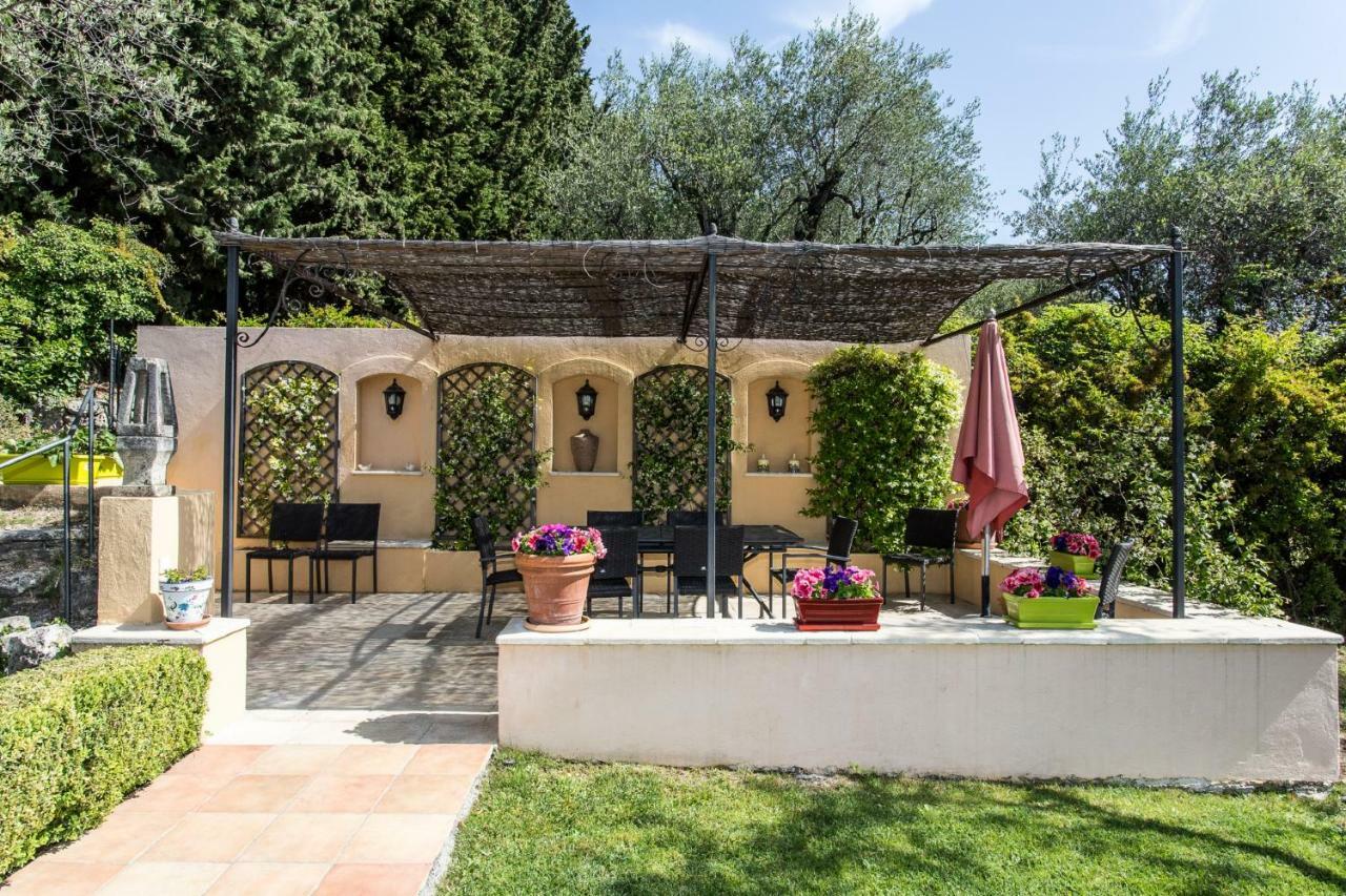 Mas Du Roc Bed & Breakfast Grasse Esterno foto